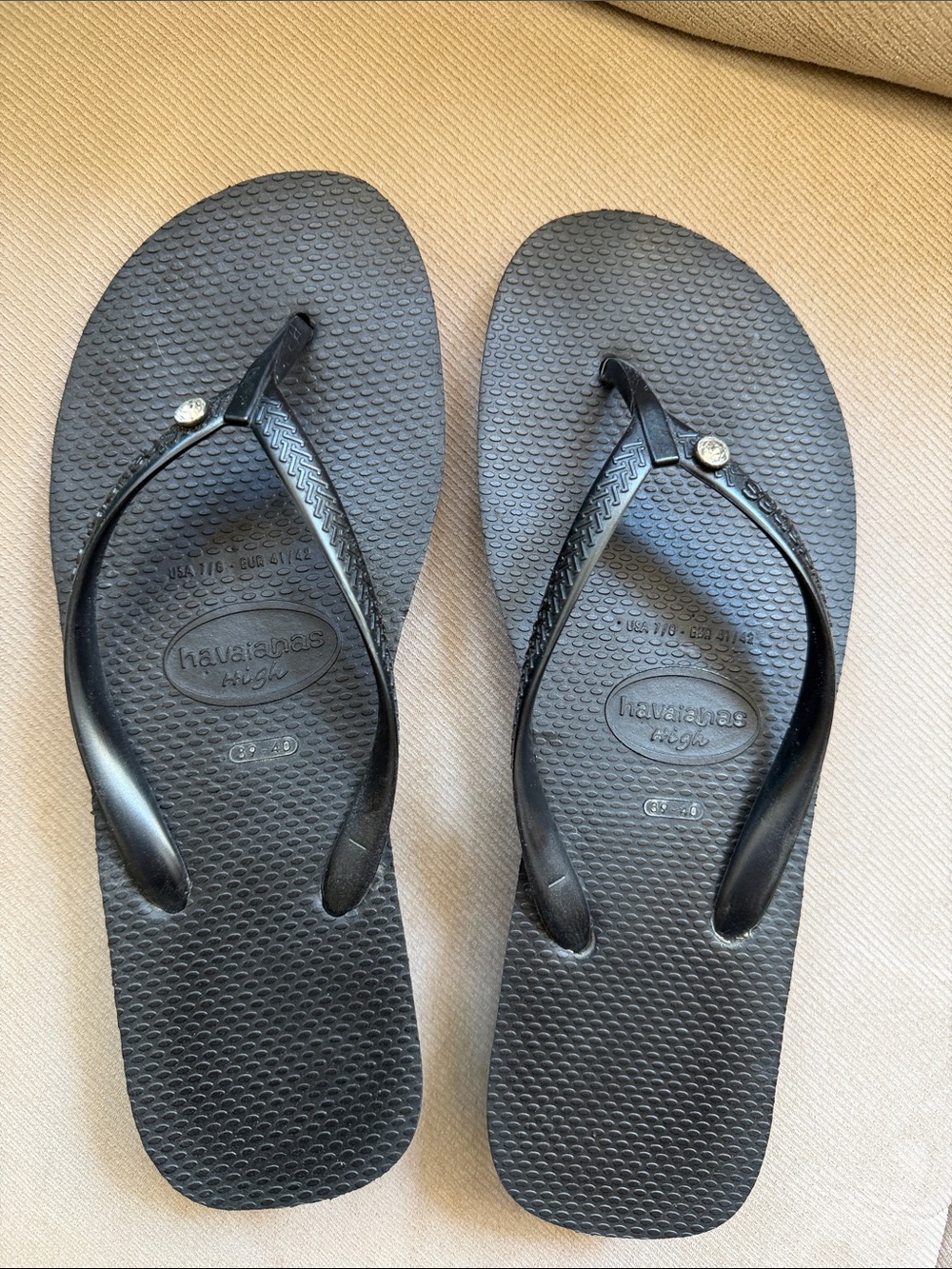 Havaianas Black Women's High Flip Flops with Clear Gemstone Accent